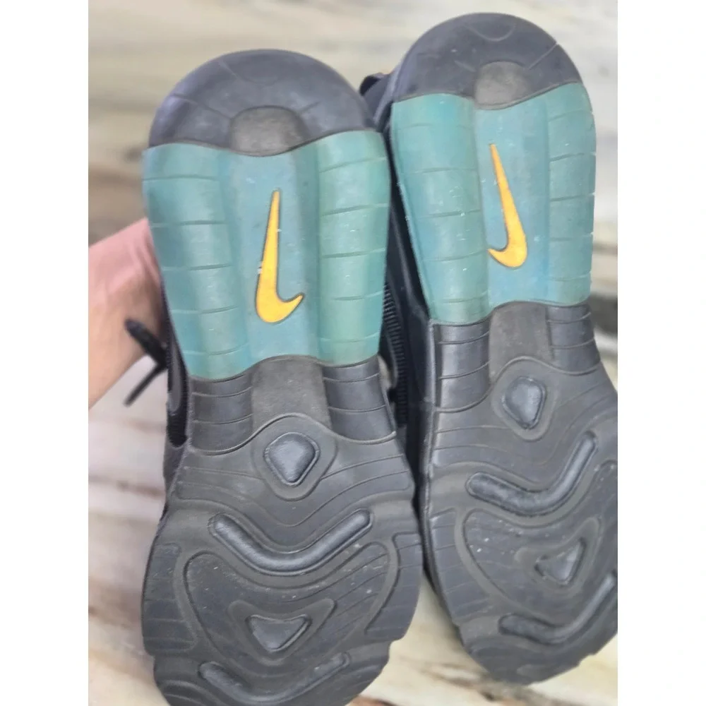 Nike Air Max 200 Black Anthracite‎ Bordeaux Teal AT6175-001 Womens 8.5 Sneakers
